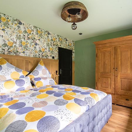 Einzigartige Traumwohnung Mit Whirlpool & Sauna Bietet Luxus Und Erholung Neuheilenbach Exteriör bild